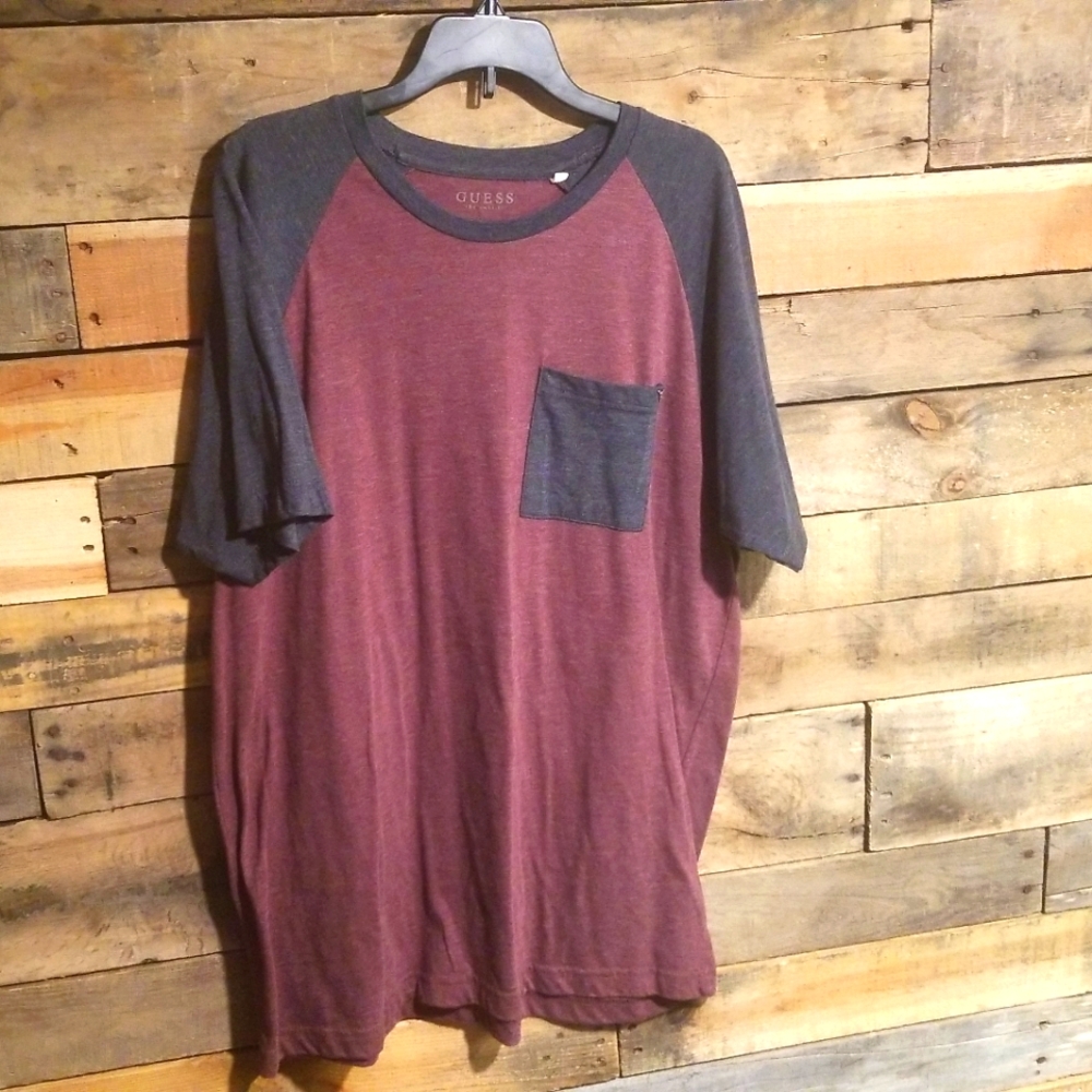 Guess pocket tee burgundy and gray